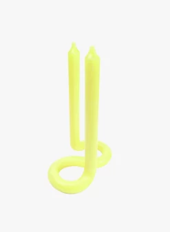 Kaars Met Gedraaid Effect | Geel